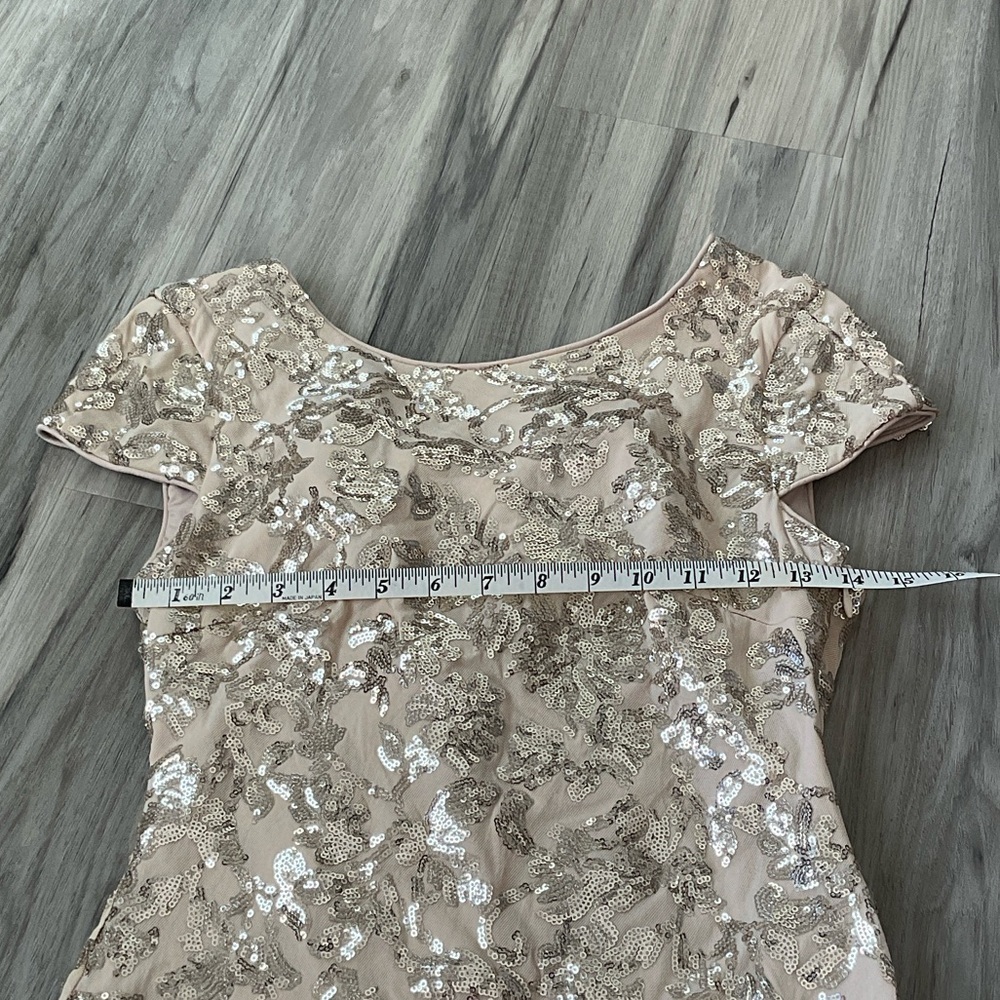 Calvin Klein Gold Sequin Formal Mini Dress Scop back excellent condition size 2 - Picture 9 of 12